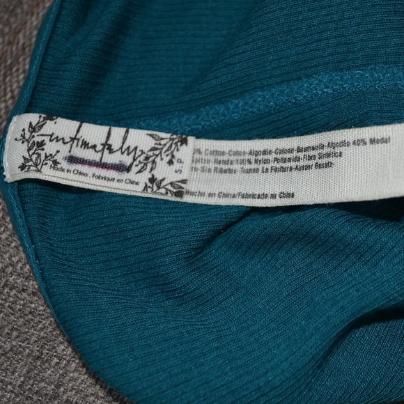 Free People Intimately Lace Crop - Picture 3 of 3